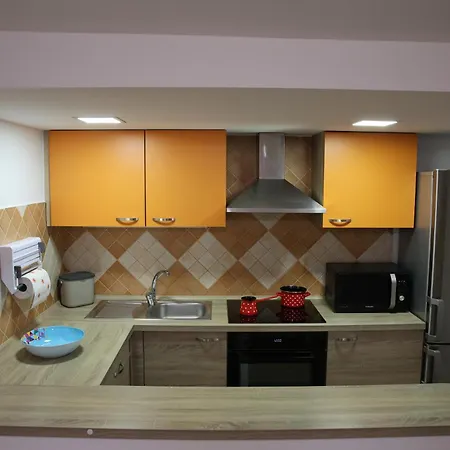 Apartment Alana Podvelka